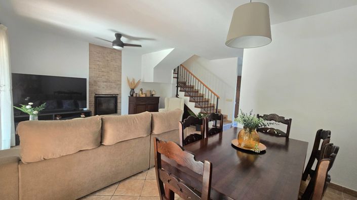 Image No.16-3 Bed House for sale