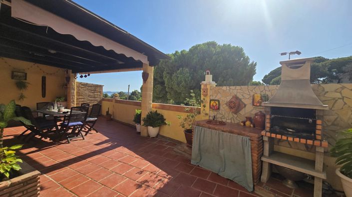 Image No.23-3 Bed House for sale