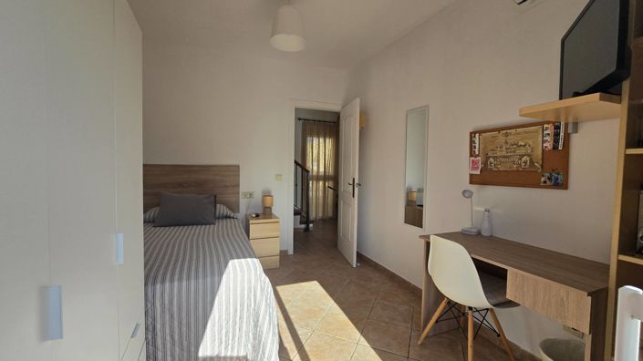 Image No.29-3 Bed House for sale