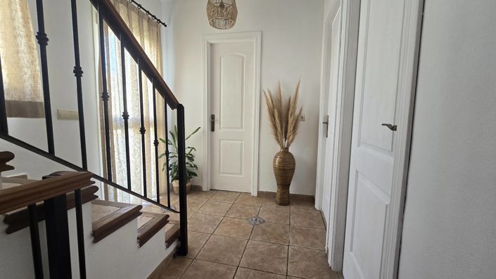 Image No.35-3 Bed House for sale