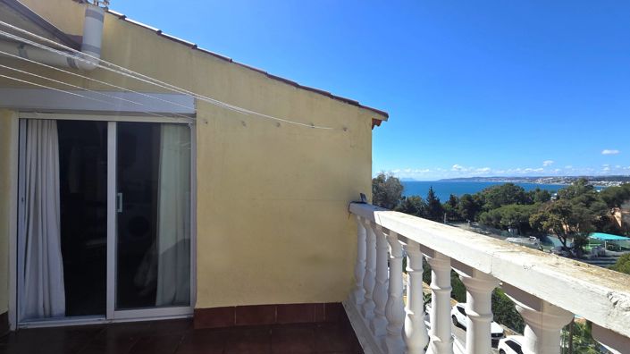 Image No.42-3 Bed House for sale