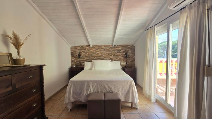 Image No.5-3 Bed House for sale
