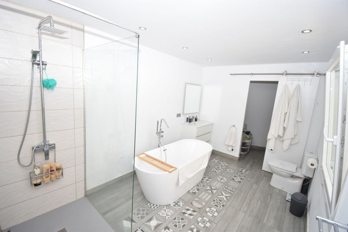 Image No.29-6 Bed House for sale