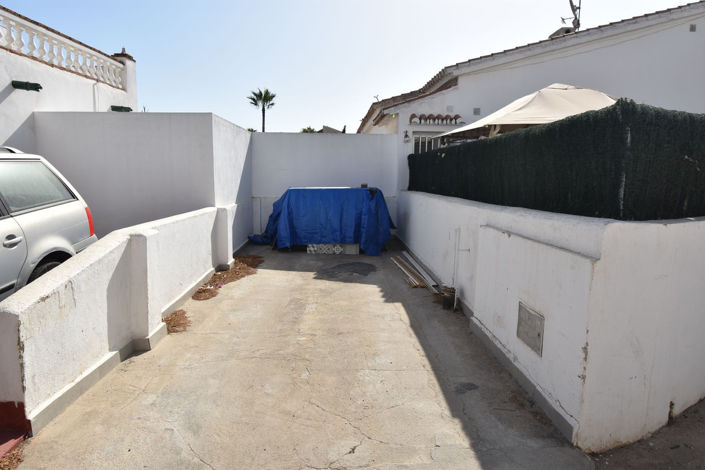 Image No.49-6 Bed House for sale