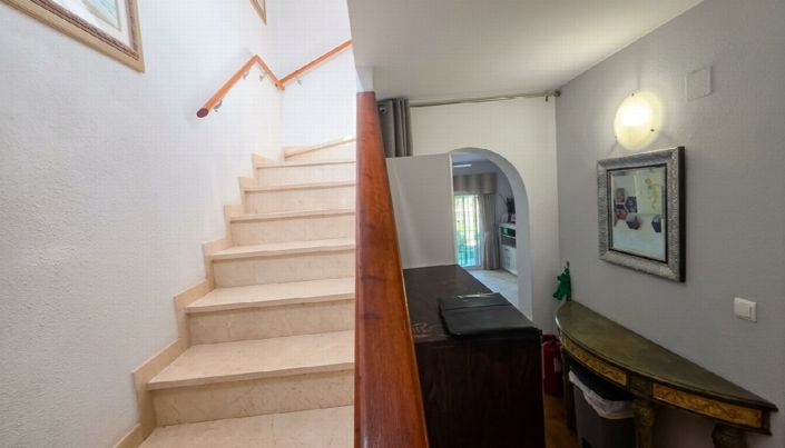 Image No.16-2 Bed Villa for sale
