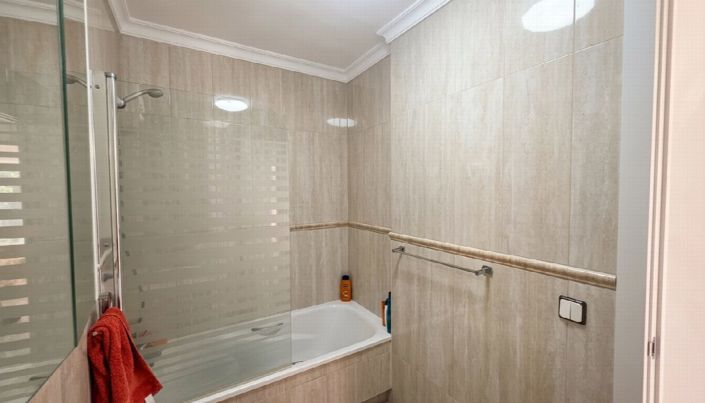 Image No.24-2 Bed Villa for sale