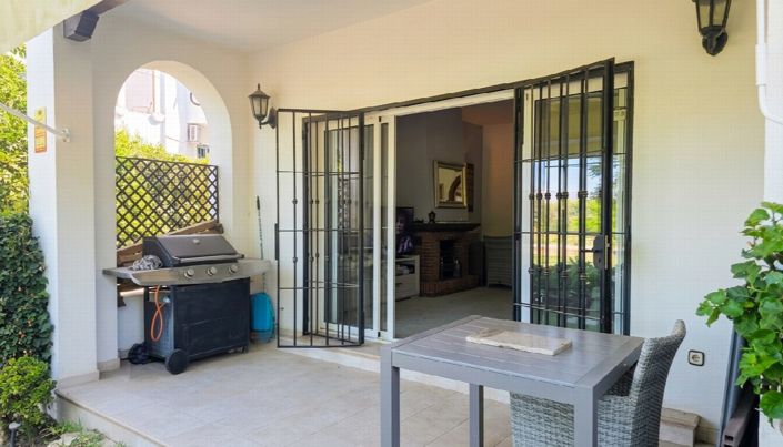 Image No.33-2 Bed Villa for sale