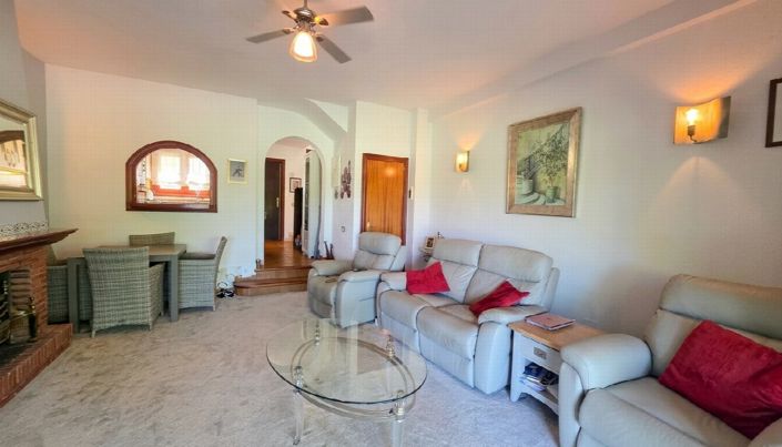 Image No.5-2 Bed Villa for sale
