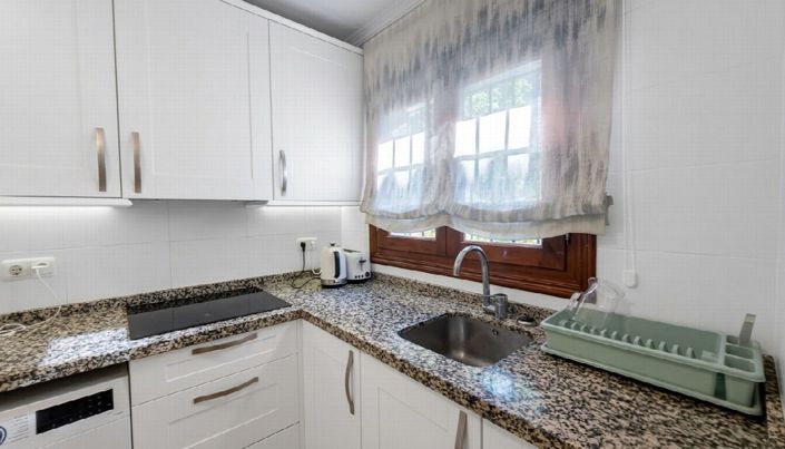 Image No.9-2 Bed Villa for sale