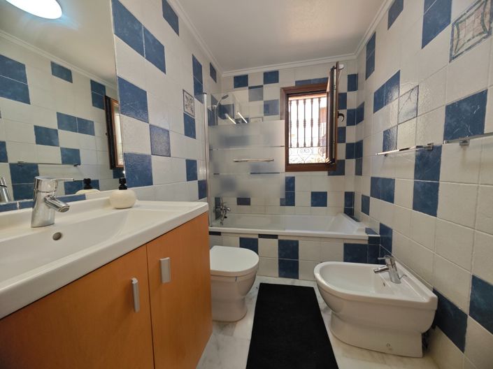 Image No.25-2 Bed Apartment for sale