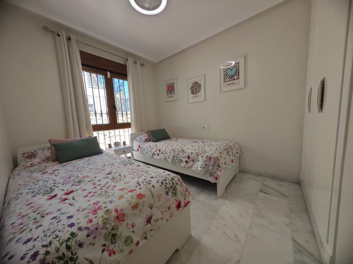 Image No.26-2 Bed Apartment for sale