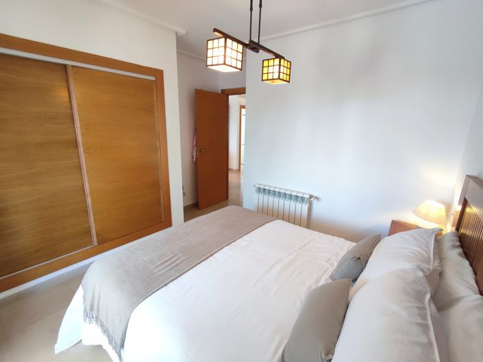 Image No.17-2 Bed Apartment for sale
