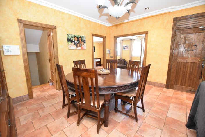 Image No.16-6 Bed Villa for sale