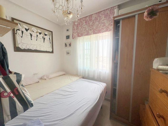 Image No.9-2 Bed Bungalow for sale