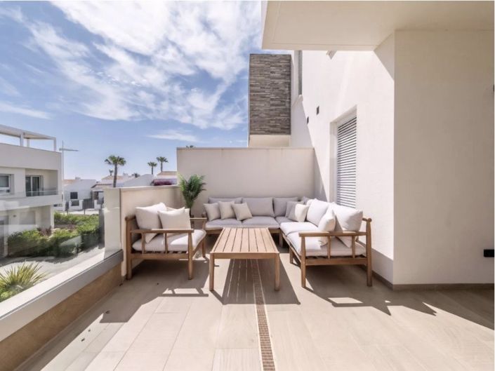 Image No.17-2 Bed Apartment for sale