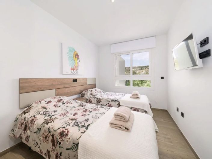 Image No.18-2 Bed Apartment for sale