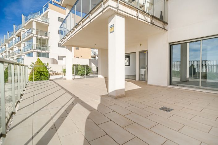 Image No.22-3 Bed Apartment for sale