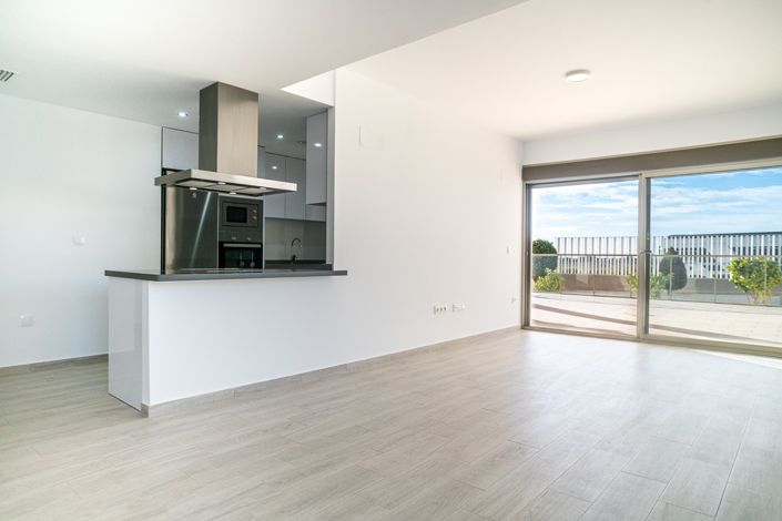 Image No.7-3 Bed Apartment for sale