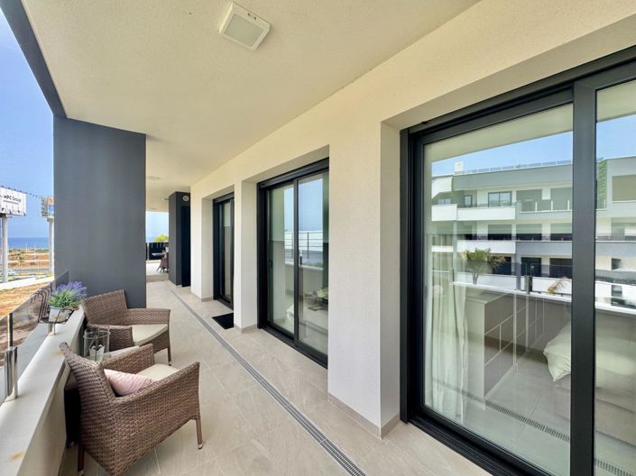 Image No.21-3 Bed Apartment for sale