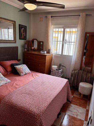 Image No.20-2 Bed House for sale