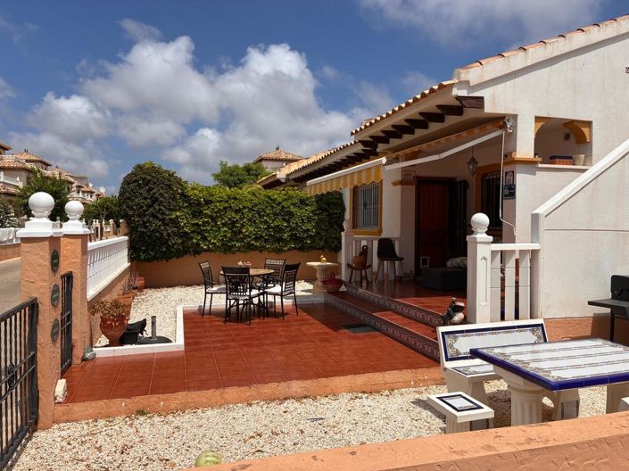 Image No.3-2 Bed House for sale
