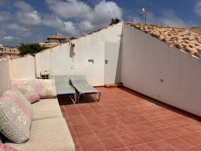 Image No.5-2 Bed House for sale