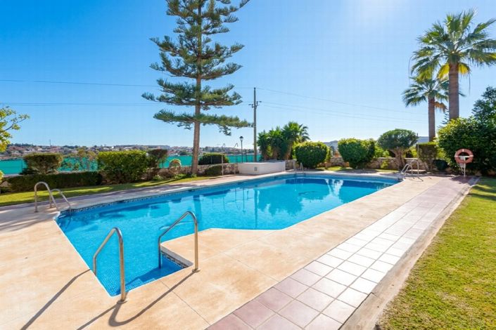 Image No.2-2 Bed House for sale