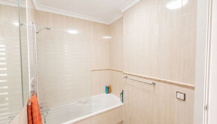 Image No.26-2 Bed House for sale