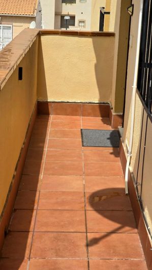 Image No.10-2 Bed House for sale