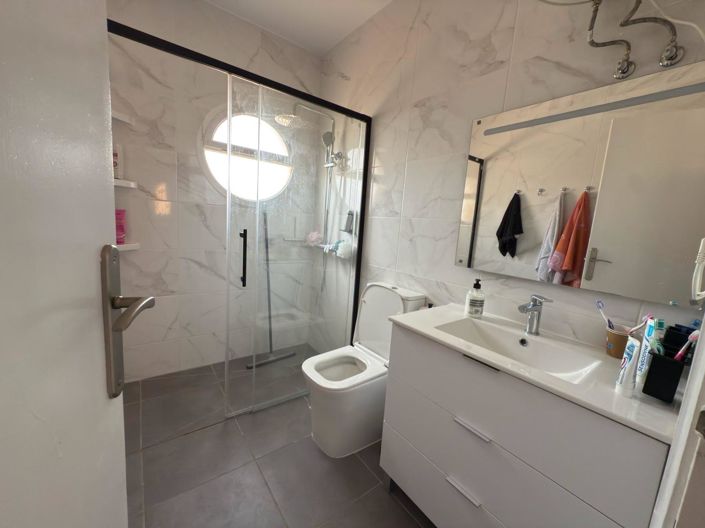 Image No.16-2 Bed House for sale