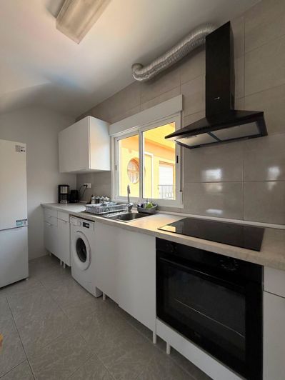 Image No.7-2 Bed House for sale