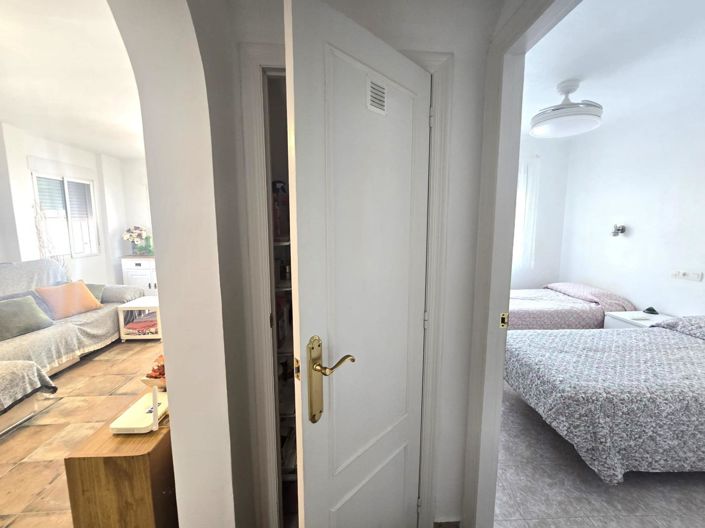 Image No.17-3 Bed Townhouse for sale