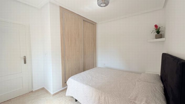 Image No.35-3 Bed Villa for sale