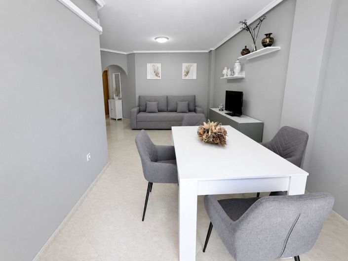 Image No.9-2 Bed Apartment for sale
