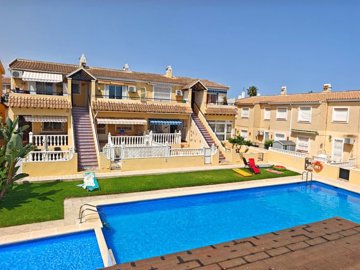 78657lomasgolfvillamartintopfloorapartment1