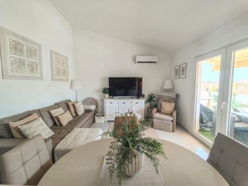 78657lomasgolfvillamartintopfloorapartment9