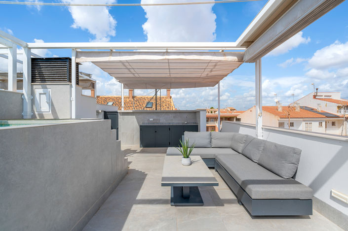 Image No.9-3 Bed House for sale