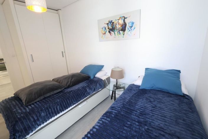 Image No.10-2 Bed Apartment for sale