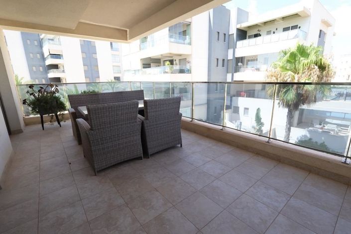 Image No.15-2 Bed Apartment for sale