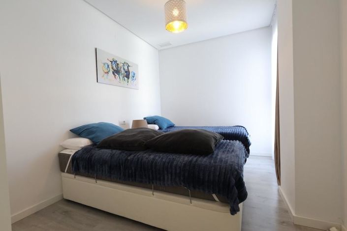 Image No.9-2 Bed Apartment for sale