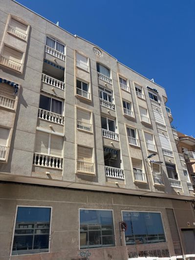 Image No.37-2 Bed Apartment for sale