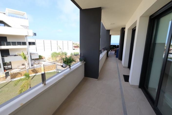 Image No.20-3 Bed Apartment for sale