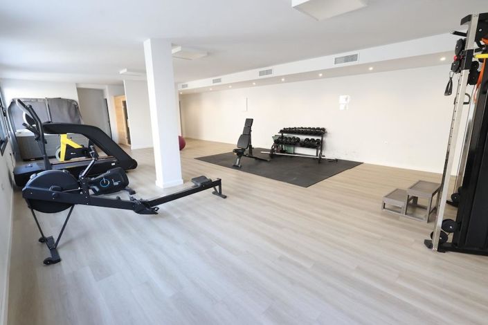 Image No.21-3 Bed Apartment for sale