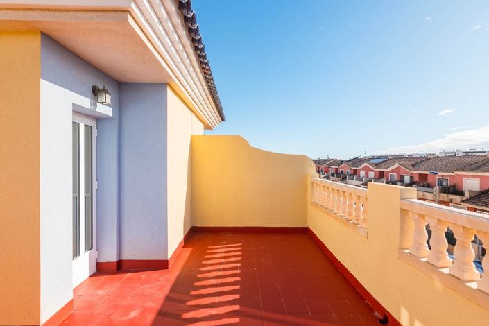 Image No.49-3 Bed Townhouse for sale