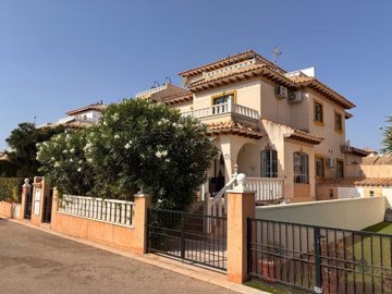 quad-villa-lomas-de-caboroig-at26129-33