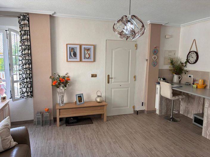 Image No.30-2 Bed Property for sale