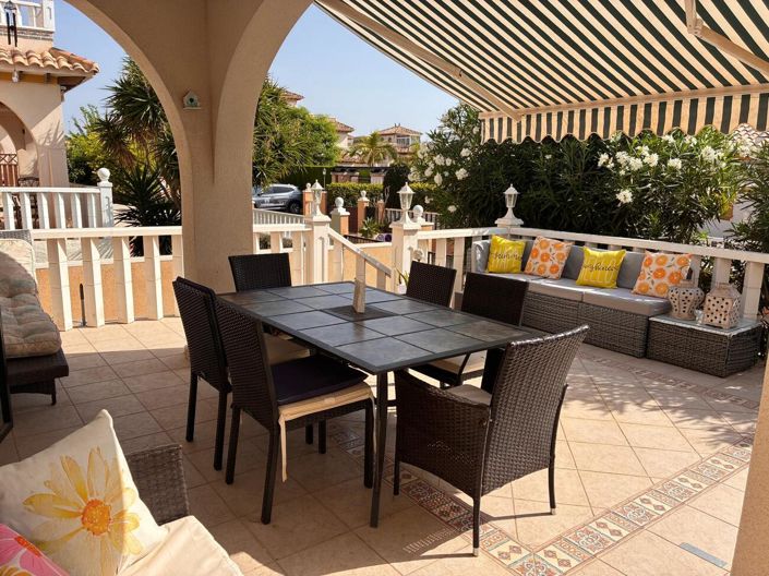 Image No.31-2 Bed Property for sale