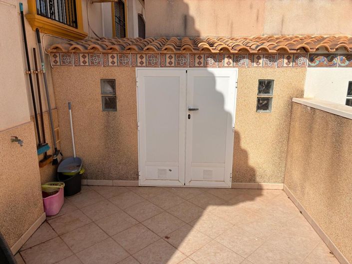 Image No.40-2 Bed Property for sale