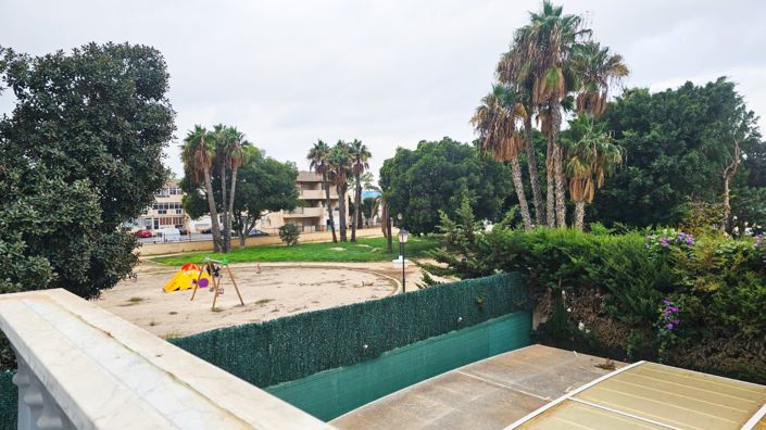 Image No.2-Villa de 8 chambres à vendre à Los Alcázares