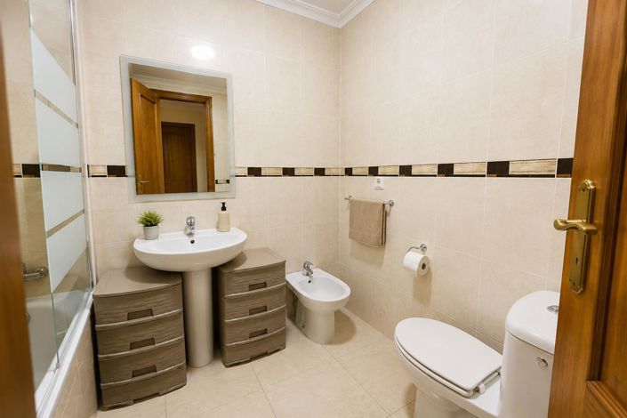 Image No.12-2 Bed Bungalow for sale